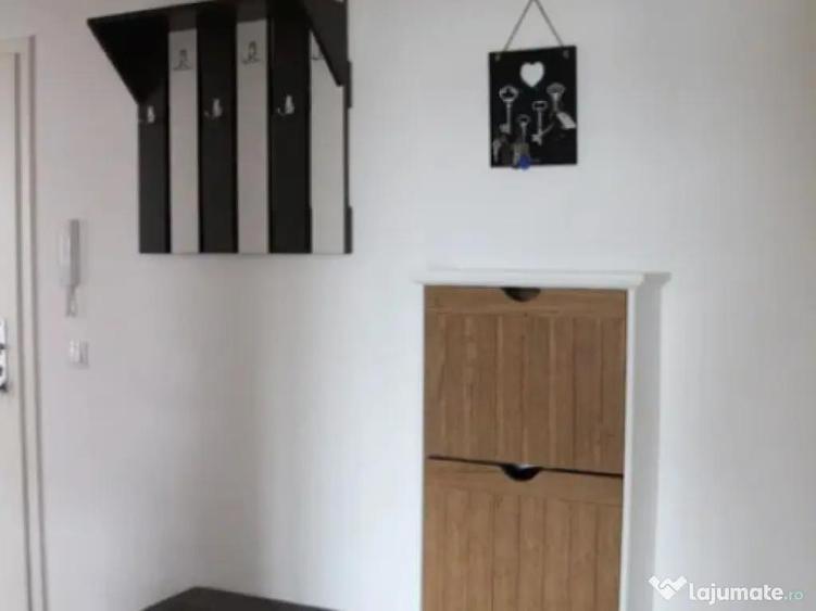 Apartament cu 2 camere, decomandat - zona Avantgarden - 4