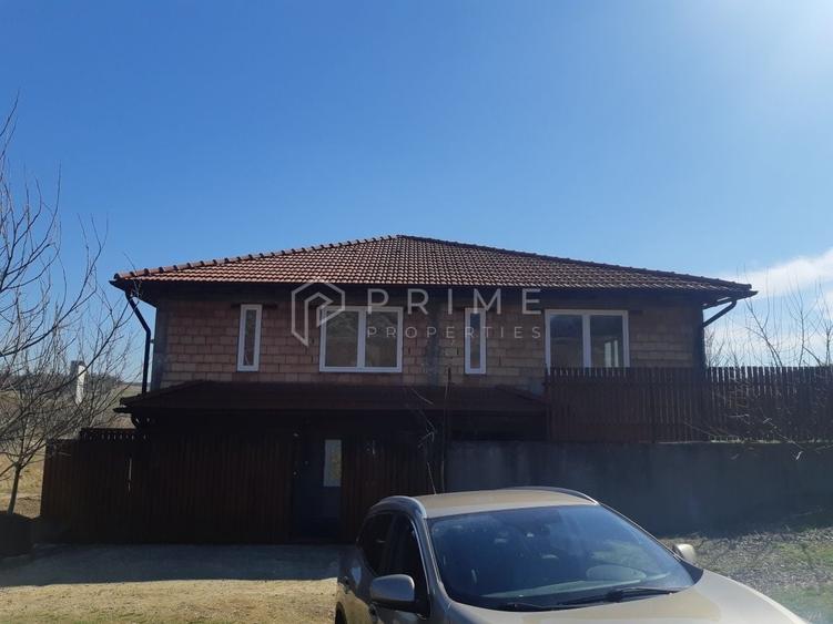 Casa la rosu de vânzare sau schimb cu apartament în Tg Mureș - 6