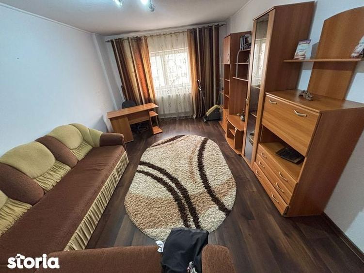 Inchiriez ap 3 camere - 3