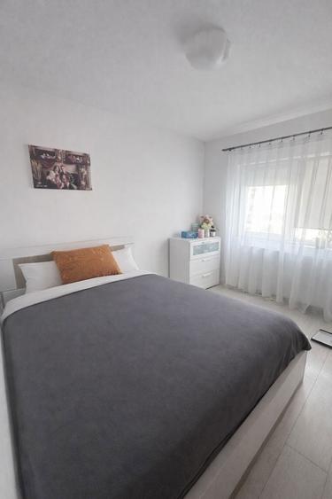 Apartament 2 camere, decomandat - 7