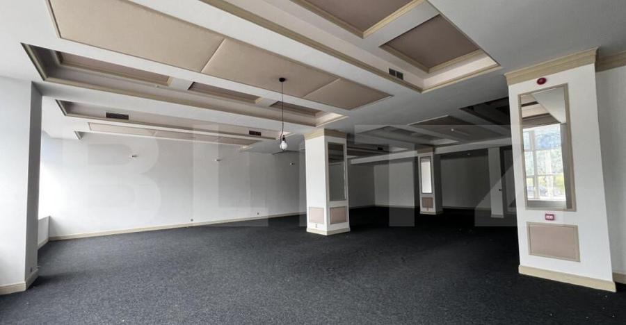 Spa?iu comercial modern, 310 mp, cu parcare ?i vitrina - 5