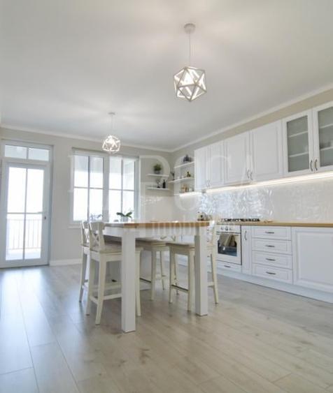 Casa 6 camere de vanzare in Salicea - 3