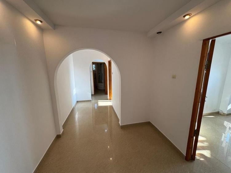 Apartament 3 camere 60 mp bloc 1980 central Filipesti de Padure! - 7
