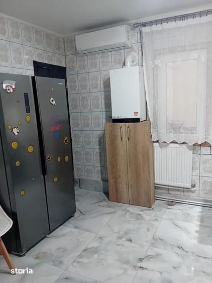 Inchiriez apartament 2 camere - 4
