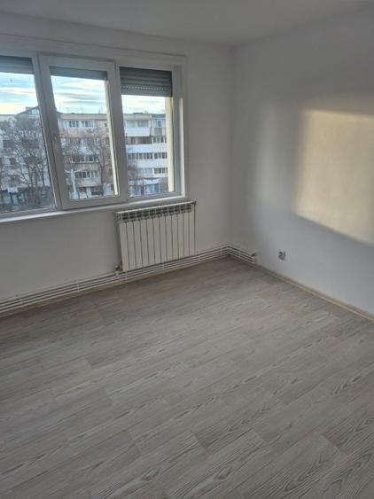 Vând apartament renovat Galați - 12
