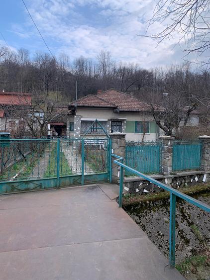 Casa de vanzare Teisani Prahova - 1