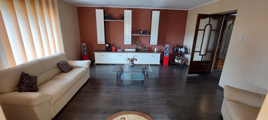 Casa 294 mp, vand sau schimb cu apartament, , cu posibilitatea achitari si in doua transe - 8