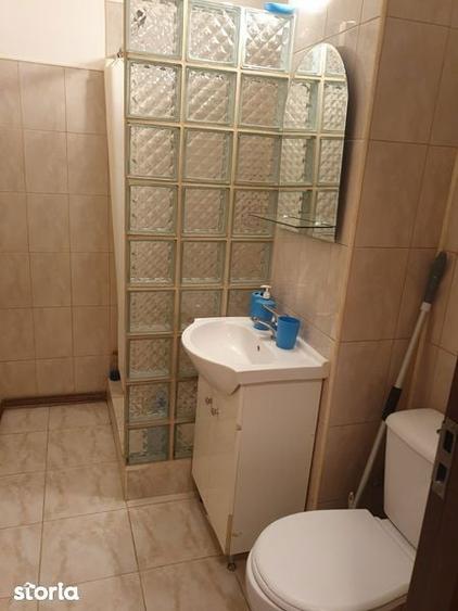 Inchiriez apartament cu o camera - 1