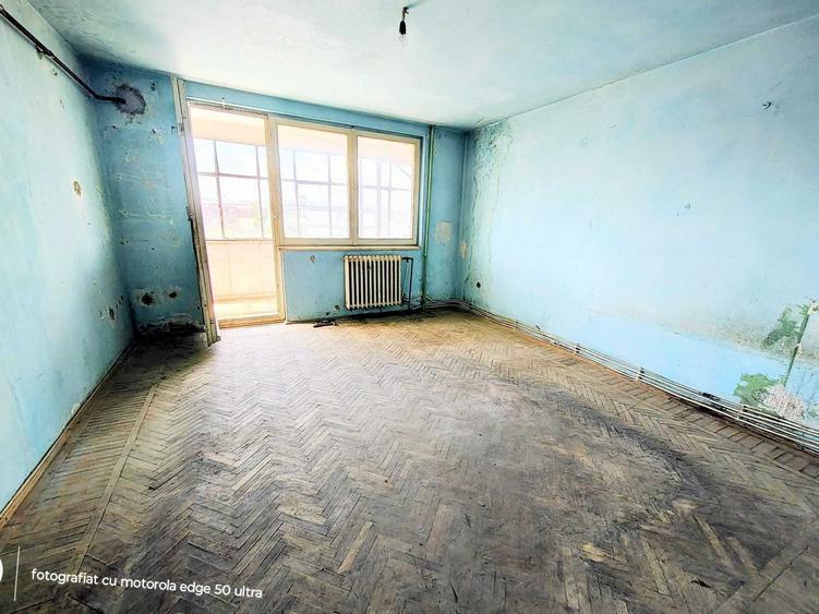 Vand Garsoniera in Hunedoara, zona Dunarea, Bl K3, et 4 din 10. Pret 23000 Euro Neg - 12