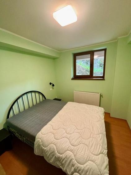 Vila spatioasa -7 camere-vedere panoramica-Azuga - 15