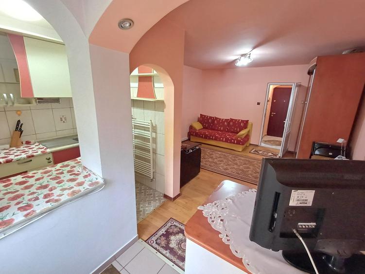 Inchiriere garsoniera -Imobiliare MAXICONFORT - 1