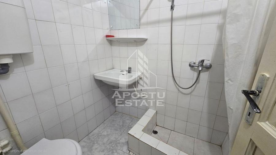 Garsoniera cu bucatarie separata, zona Badea Cartan - 5