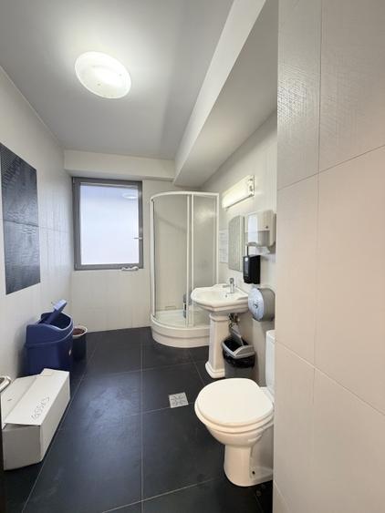Spatiu comercial/birouri in cladire premium cu locuri de parcare - 5