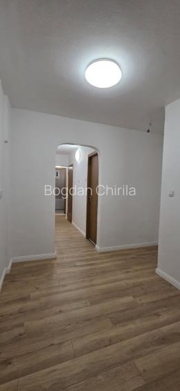 Apartament 3 camere decomandat Ramnicul Sarat