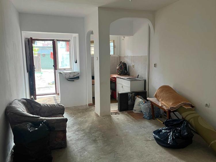 Garsoniera str. Ostrovului Satu Mare / 25mp / parter - 4