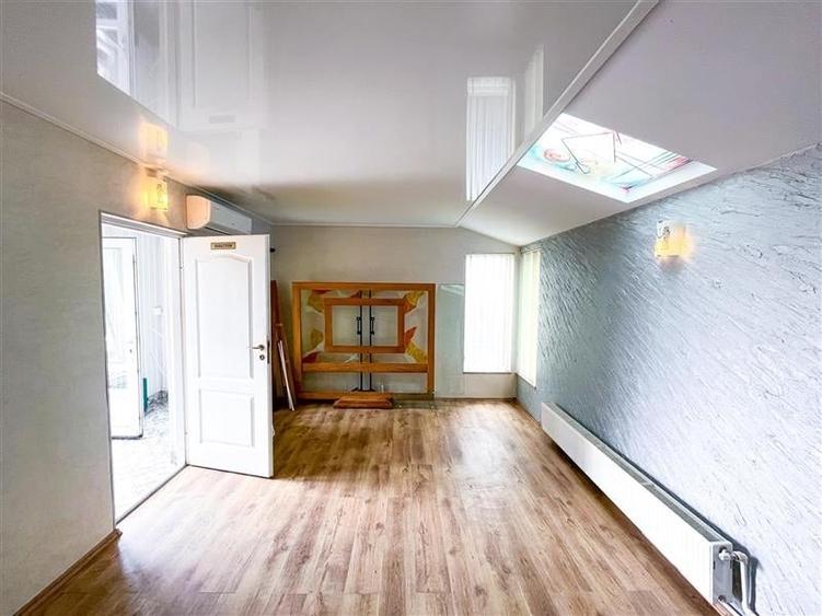 Hala & CURTE libera  SemiCENTRAL - 9