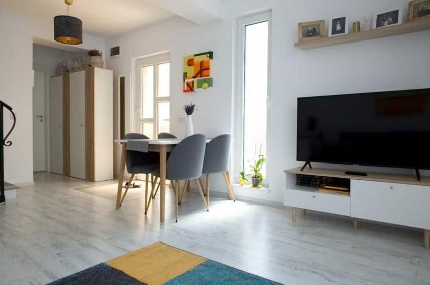 Vila Duplex Tunari | 3 Camere |  P+1 | - 3