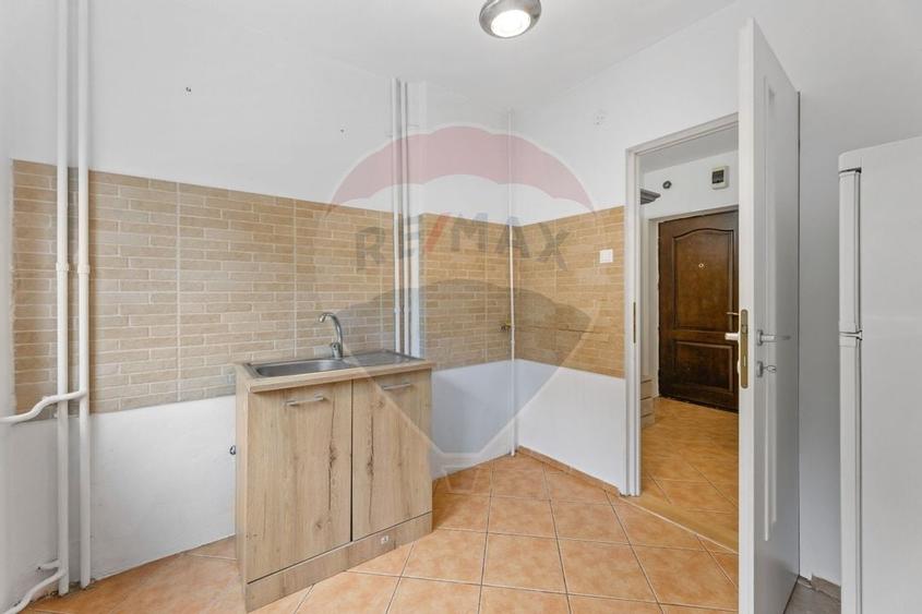 Apartament cu 2 camere de inchiriat - Zona Central - 5
