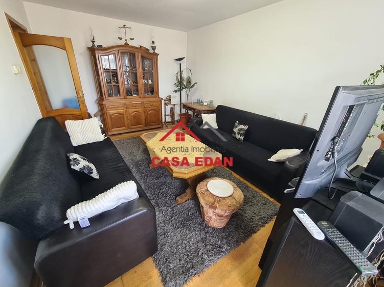 Ap 3 cam in Campina, 73 mp -- 79.000e - 3