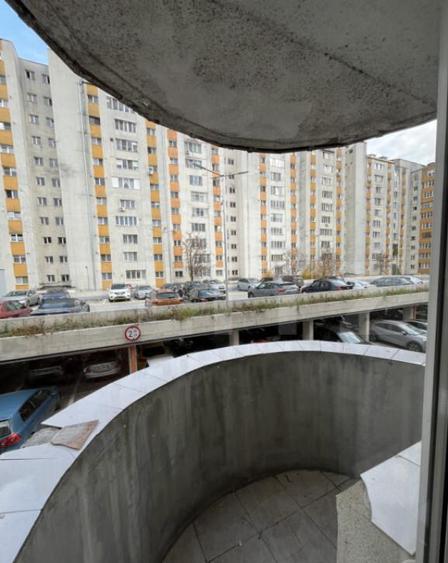 Apartament 3 camere complet renovat 70 mp utili (cu balc - 10