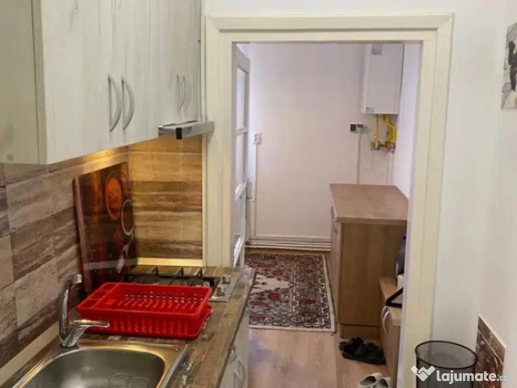 Garsoniera spatioasa zona Centrala - 3