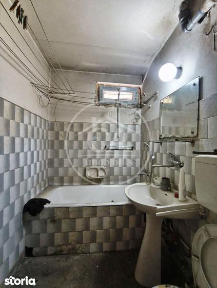 Apartament cu 3 camere de vanzare in Centru Civic, Oradea - 6
