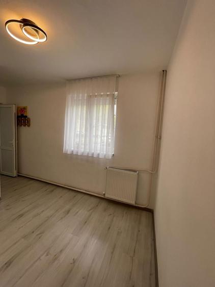 Garsoniera de vanzare - 2