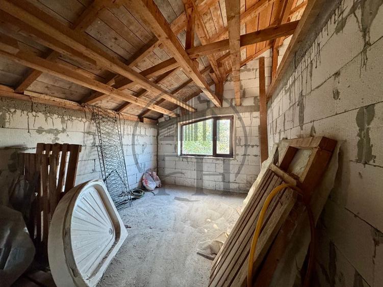 Casă individuală cu 5 camere cu Canalizare în Agigea