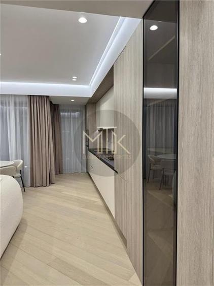 Apartament cu 3 camere decomandat, mobilat în Iancu Nicolae