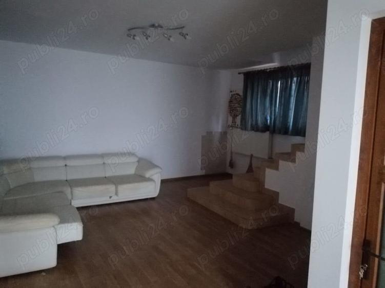 Casă cu 3 camere în Central