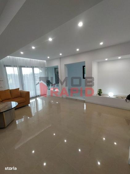Apartament cu 4 camere în Central