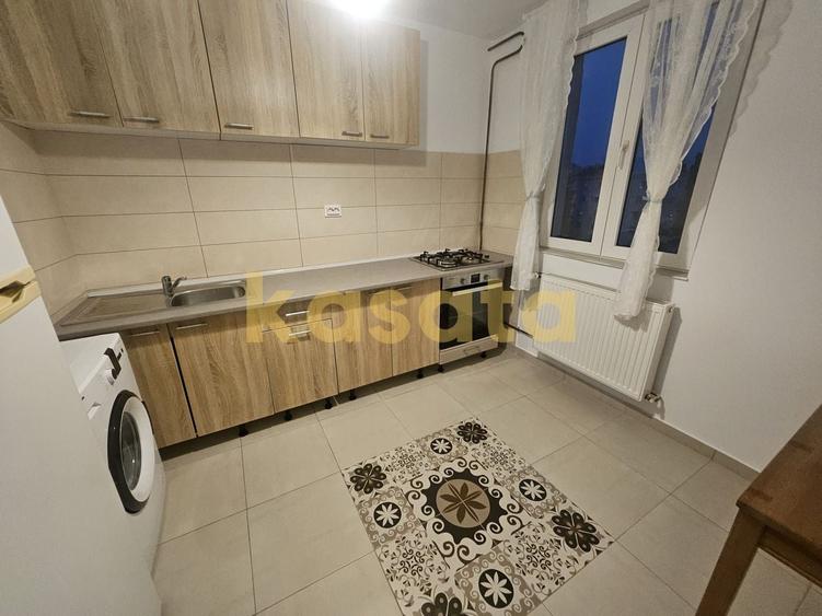 Apartament cu 2 camere decomandat, mobilat în Ozana