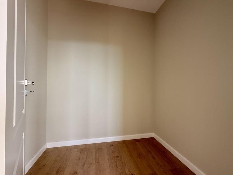 Duplex cu 5 camere cu Canalizare în Dumbrăvița
