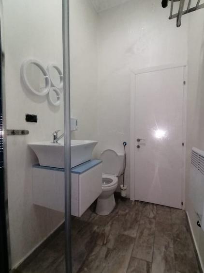 Apartament cu 3 camere, mobilat în Răcădău