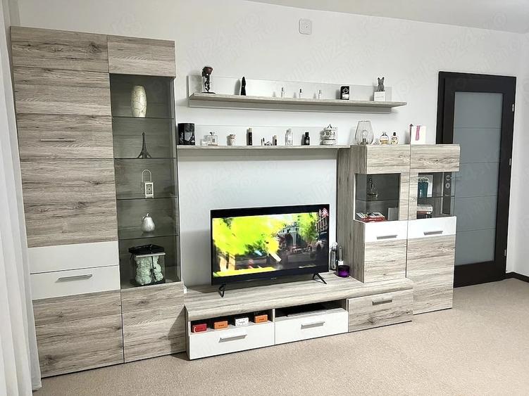 Apartament cu 2 camere semidecomandat în Dacia
