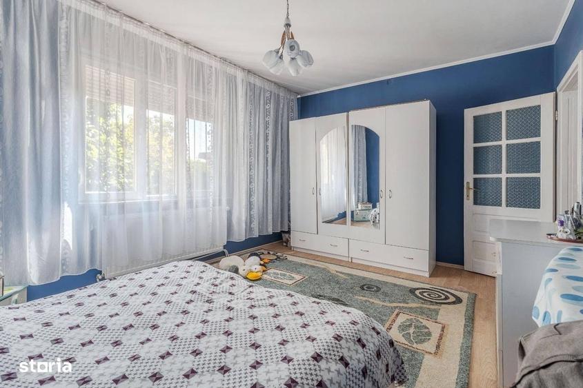 Casă cu 4 camere în Santăul Mic