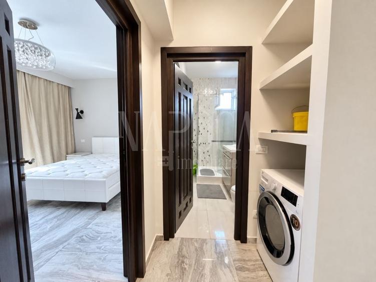 Apartament cu 2 camere decomandat în Central