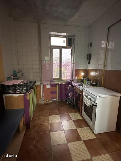Apartament cu 4 camere în Obor