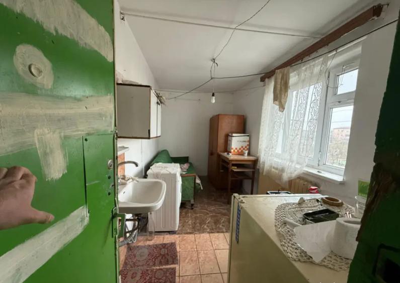 Garsonieră, mobilată în Valea Rosie