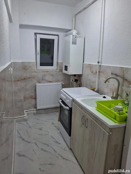 Garsonieră decomandată în Central