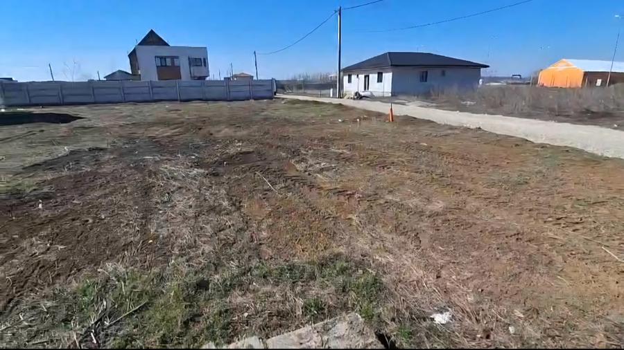 Teren Construcții intravilan de 800 mp, în Crevedia