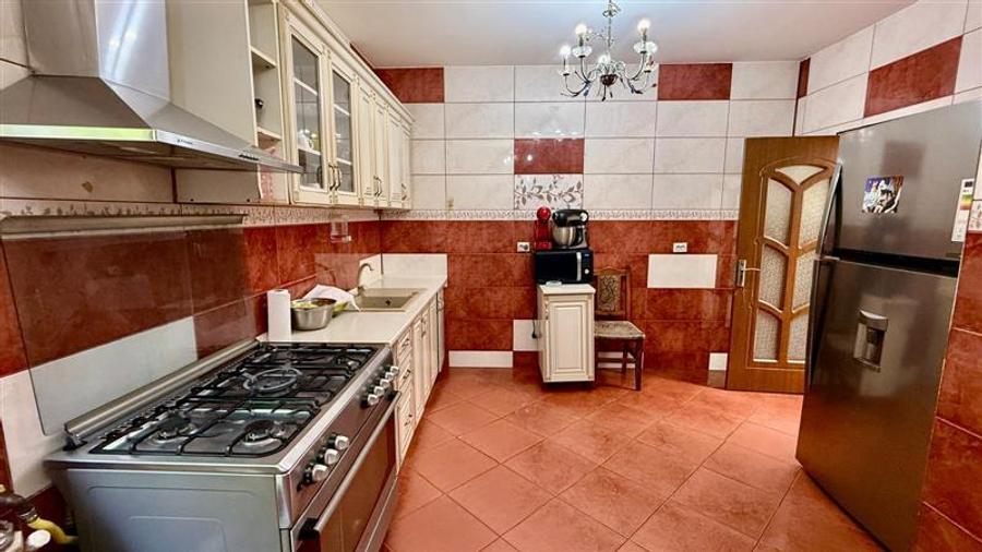 Casa de vanzare in Galata - 11