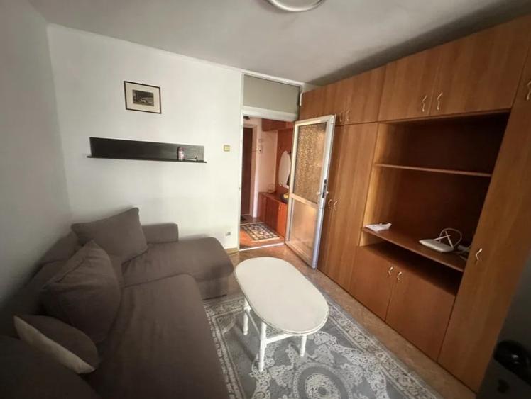 Garsonieră semidecomandată în Alexandru cel Bun
