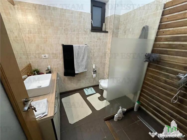 Casă cu 5 camere cu Teren 226 Mp în Colentina
