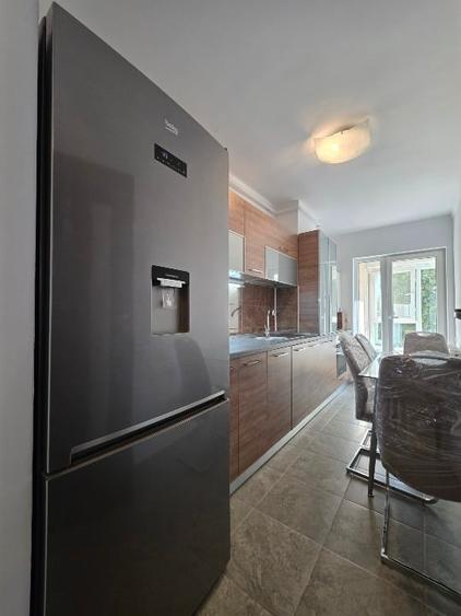 Apartament cu 2 camere decomandat, mobilat în Roșu