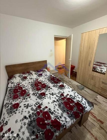 Apartament cu 3 camere în Cetate