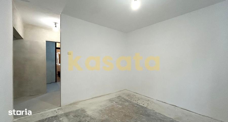 Apartament cu 3 camere decomandat în Rahova