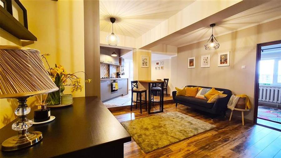 Apartament renovat 3 camere 62mp,Piata Cipariu - 2