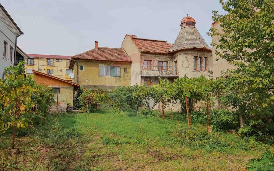 De vanzare Casa cu 3 camere ?i teren 562 mp str. Louis... - 5