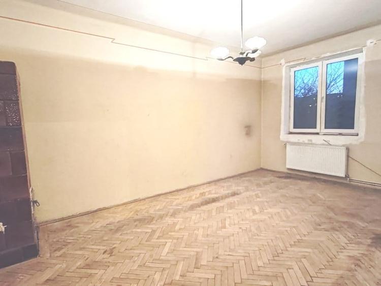 Apartament 3 camere decomandat structură mare - 2